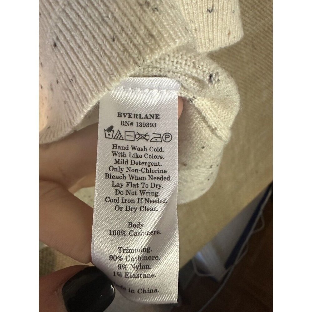 EVERLANE The Cashmere Sweater Tee Short Sleeve Beige Speckled Sz Small - Picture 6 of 7